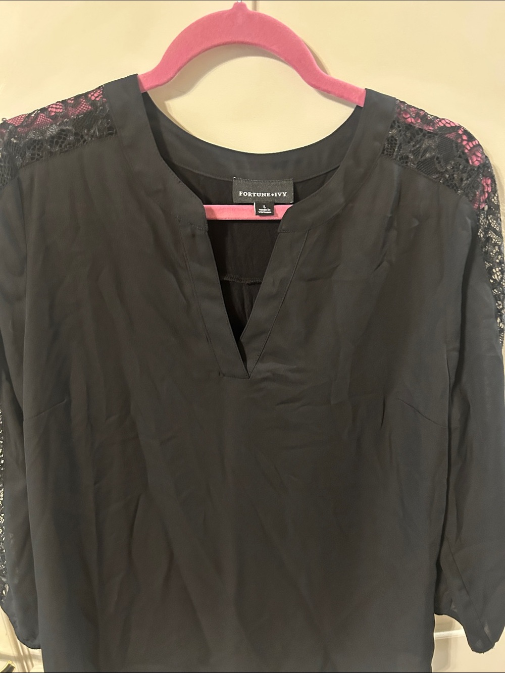 Fortune + Ivy Black Lace-Trim Split-Neck Women's Top